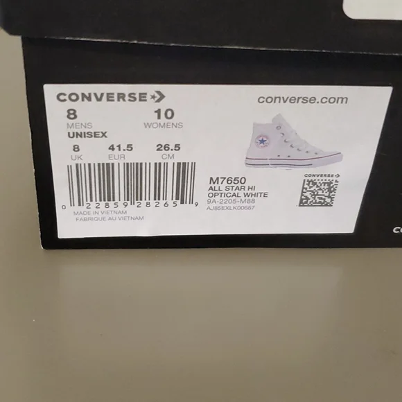 Converse - Picture 2 of 3